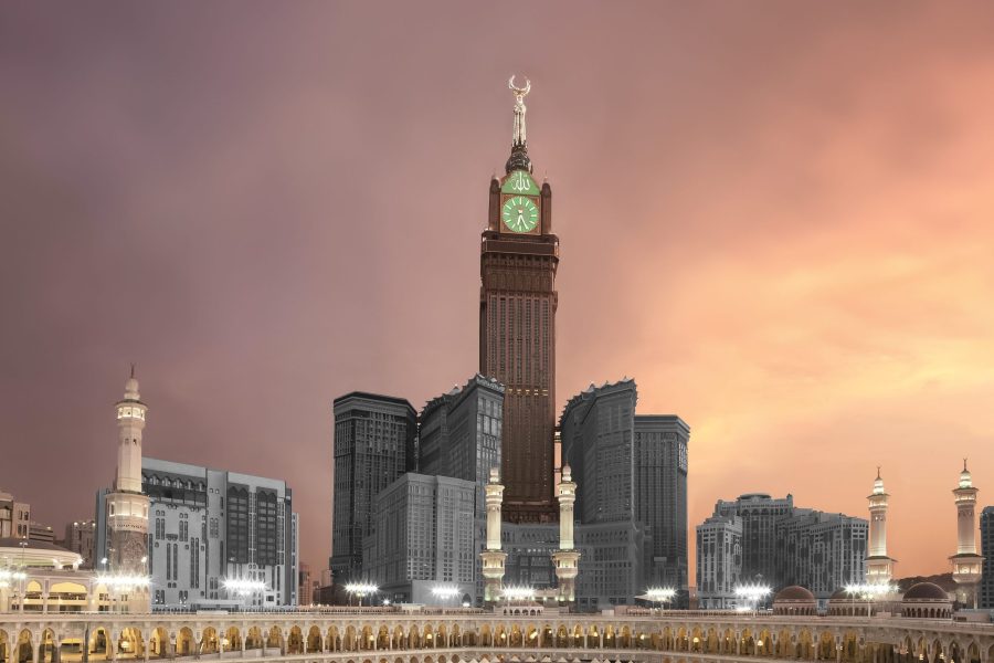 Clock Royal Tower Fairmont