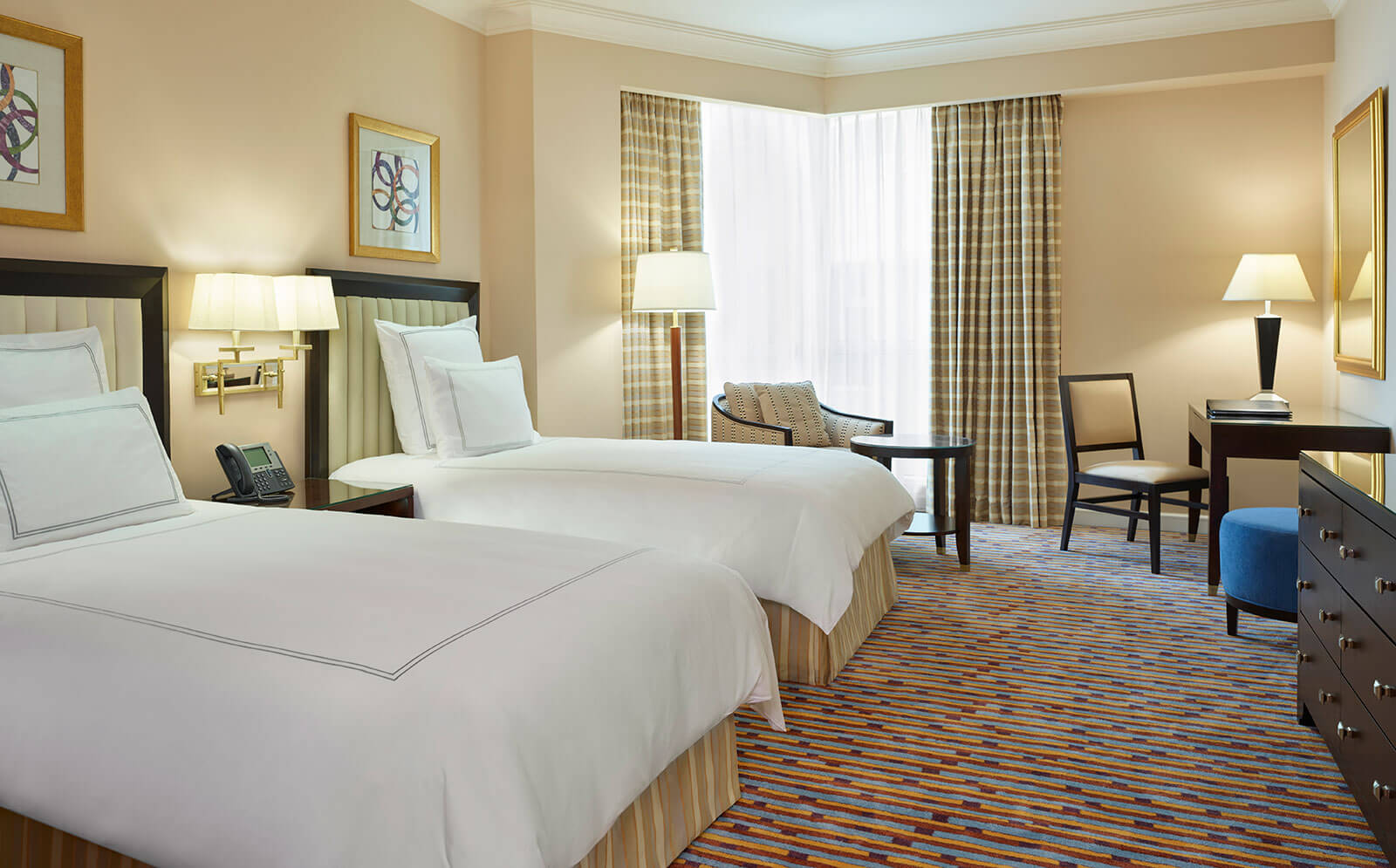 SMH_Classic-_Twin_Bedroom