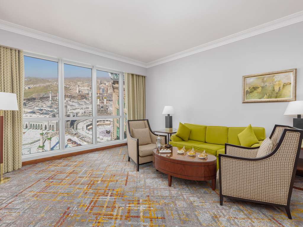 a7x4_ho_02_p_1024x768